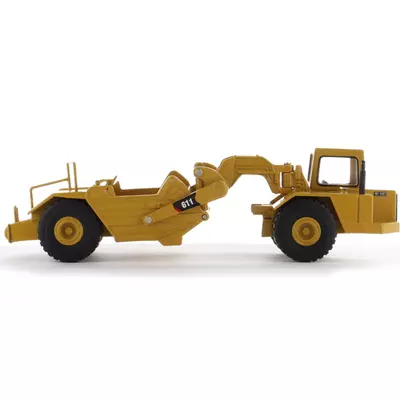 1:64 Cat Wheel Tractor 611 Scraper | Agzaga