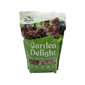 Manna Pro Garden Delight™ Poultry Treat – Premium Mix of Seeds & Garden Goodies